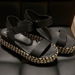 Sorel Black Espadrille Sandals